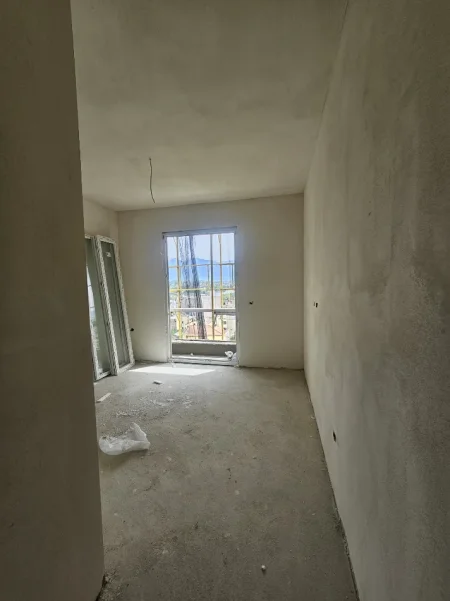 Tirane, shitet apartament 2+1 Kati 4, 96 m² 104.652 € (Univers city)