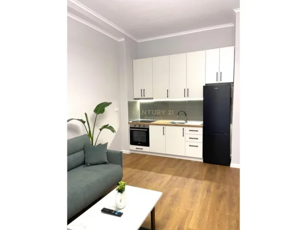Tirane, shes apartament 1+1 Kati 1, 70 m² 113.000 € (restorant fresku)