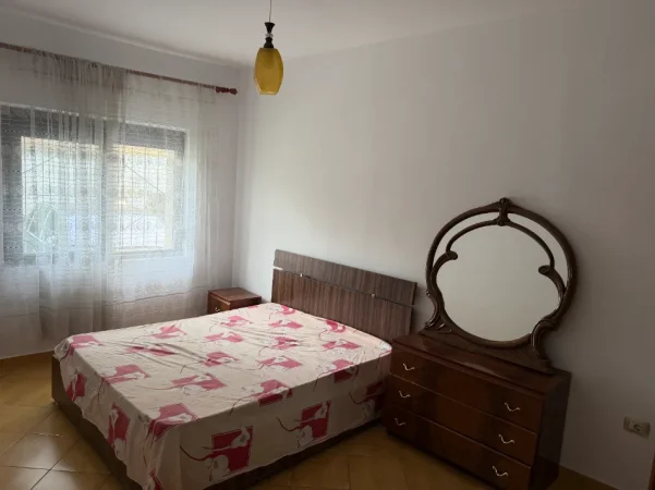 Shitet apartament 2+1 Kati 0, (75-85 m²  net) 155.000 €. Rruga Pandeli Cale 40, Tiranë, Albania (Pas shkolles 26 Nentori, Tirane)