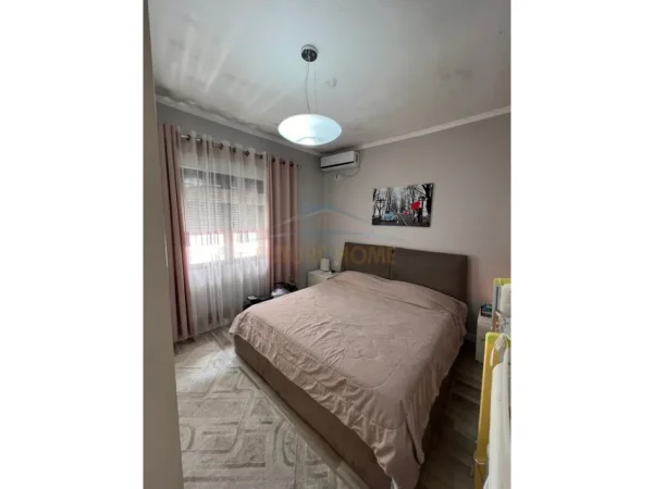 shitet shtepi 2+1 Kati 1, 142 m² 150.000 €