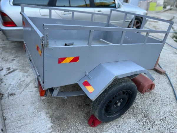 Tirane, shes rimorkio makine per transport ngarkesash , 450 €