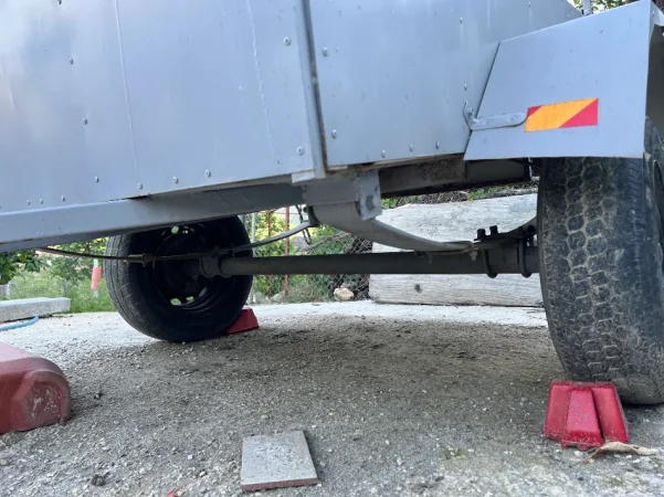 Tirane, shes rimorkio makine per transport ngarkesash , 450 €