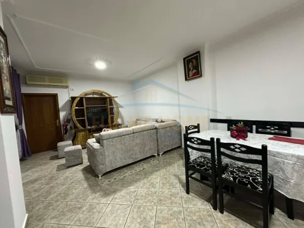 Tirane, shitet apartament 2+1+Ballkon Kati 7, 98 m² 145.000 € (Astir)