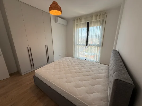 Tirane, jepet me qera apartament 1+1+Ballkon Kati 6, 60 m², 49.000 Lekë (Akses Tirana)