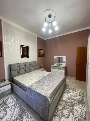 Tirane, jepet me qera apartament 2+1+Aneks+Ballkon Kati 2, 700 € (stadiumi dinamo)
