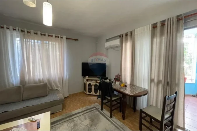 Tirane, shitet apartament 2+1+Ballkon Kati 1, 103 m² 132.000 € (Fresk)