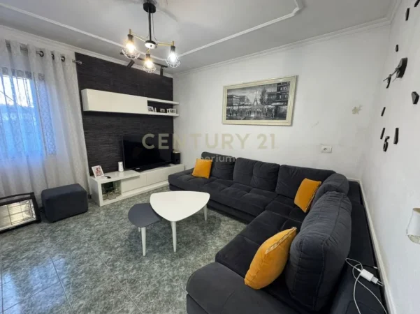 Tirane, shitet shtepi 2 Katshe Kati 2, 180 m² 220.000 € (misto mame)