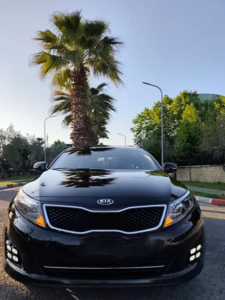 Tirane, shitet makine Gaz, e zeze automatik Kondicioner 220.000 km 8.600 €