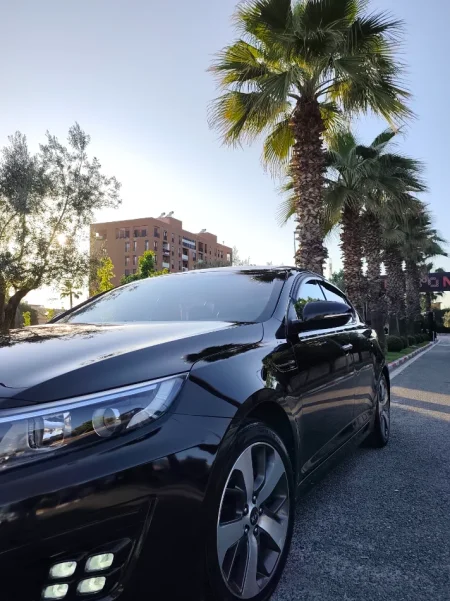 Tirane, shitet makine Gaz, e zeze automatik Kondicioner 220.000 km 8.600 €