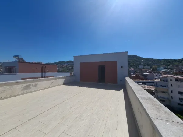Tirane, shitet garsonier 1+1 Kati 6, 77 m² 95.000 € (Xhamia selite)