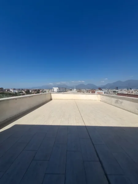 Tirane, shitet garsonier 1+1 Kati 6, 77 m² 95.000 € (Xhamia selite)