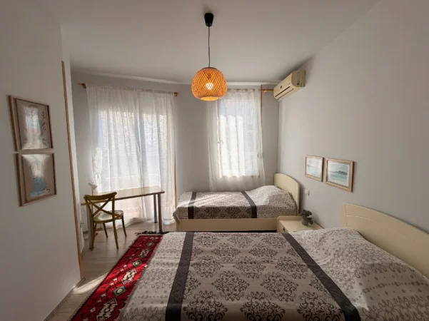 Tirane, shitet apartament 3+1+Ballkon Kati 4, 135 m² 265.000 € (Rruga Jordan Misja)