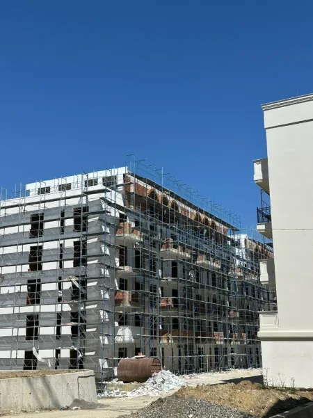 Tirane, shitet apartament 1+1 Kati 1, 115 m² 197.000 € (TEG)