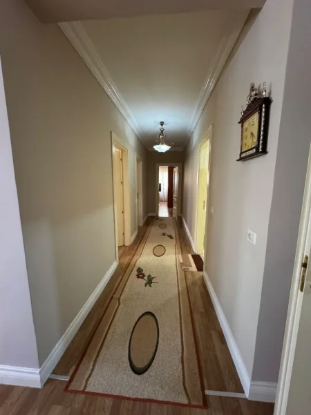 Tirane, shes apartament 3+1 Kati 6, 161 m² 222.000 € (Rruga Mikel Maruli)