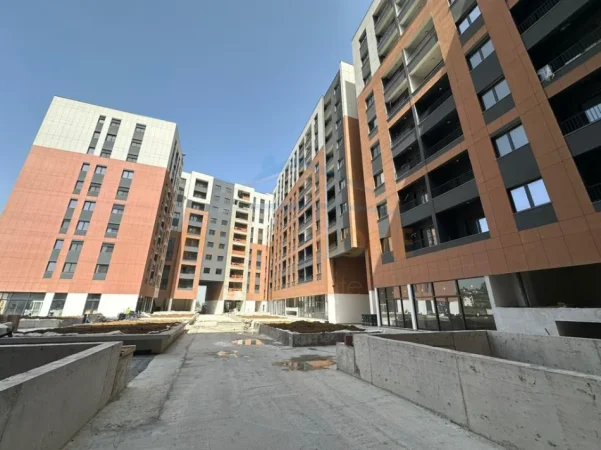 Tirane, shitet apartament 3+1+Ballkon Kati 2, 135 m² 175.700 € (Unaza e re, Tirane)