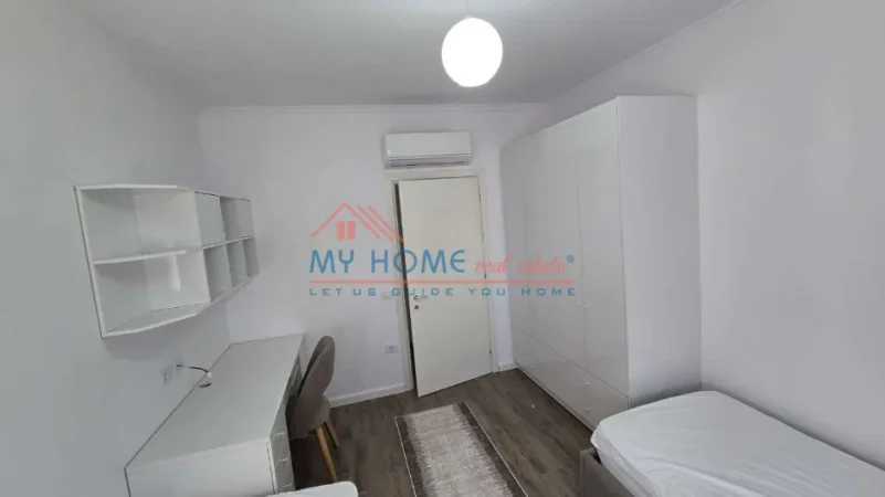 Tirane, jepet me qera apartament 2+1+Ballkon Kati 5, 107 m² 700 € (Oasis Residence)