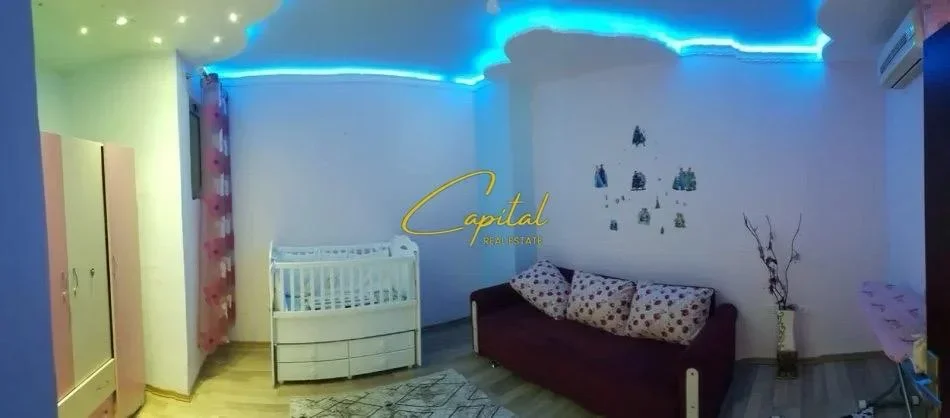 Tirane, jepet me qera apartament 2+1 Kati 4, 90 m² 400 € (YZBERISHT)