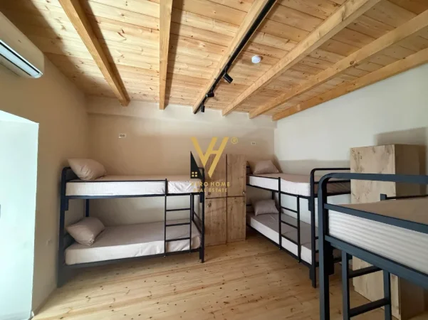 Tirane, jepet me qera Vile 3 Katshe Kati 0, 500 m² 5.000 € (MYSLYM SHYRI)