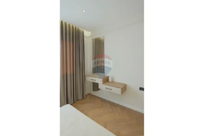 Tirane, shitet apartament 2+1+Ballkon Kati 5, 104 m² 240.000 € (Rruga e Kavajes)
