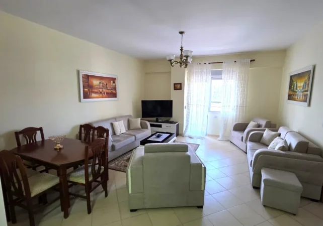 🔥 JEPET SUPER APARTAMENT ME QERA 2+1 TEK PAZARI I RI 🔥,  750 Euro
