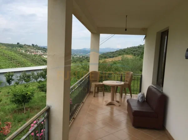 Shqiperi, shitet toke , 6.186 m² 180.000 € (Gjocaj,Peqin)