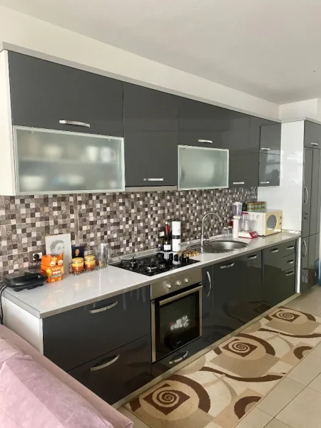 Tirane, shes apartament 2+1 Kati 3, 116 m² 163.000 € (3 Deshmoret)
