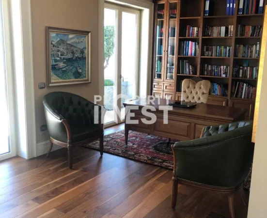 Tirane, shitet apartament 4+1 Kati 10, 500 m² (Rruga e Dibres)