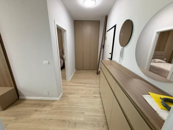 Tirane, jepet me qera apartament 1+1 Kati 7, (zogu i zi)