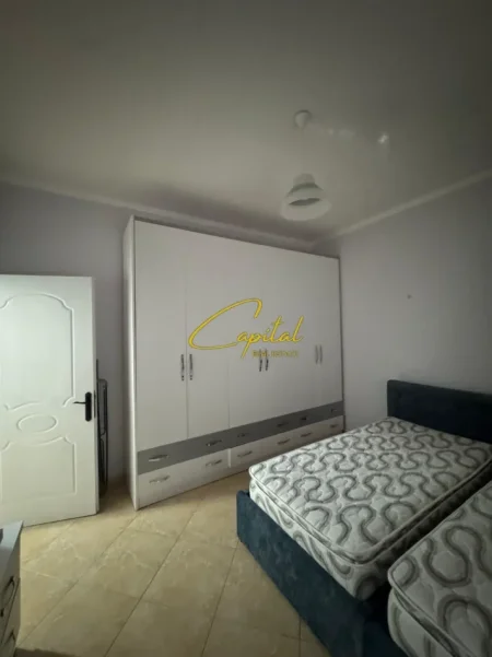 Tirane, jepet me qera apartament 2+1 Kati 2, 70 m² 400 € (KODRA E PRIFTIT)