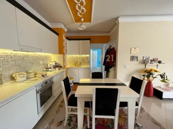 Tirane, shitet apartament 2+1+Ballkon Kati 8, 92 m² 194.000 € 
