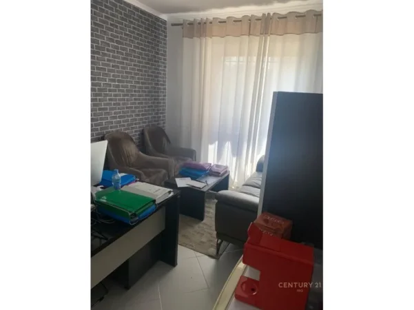 Tirane, shitet apartament 1+1 Kati 1, 44 m² 160.000 € 