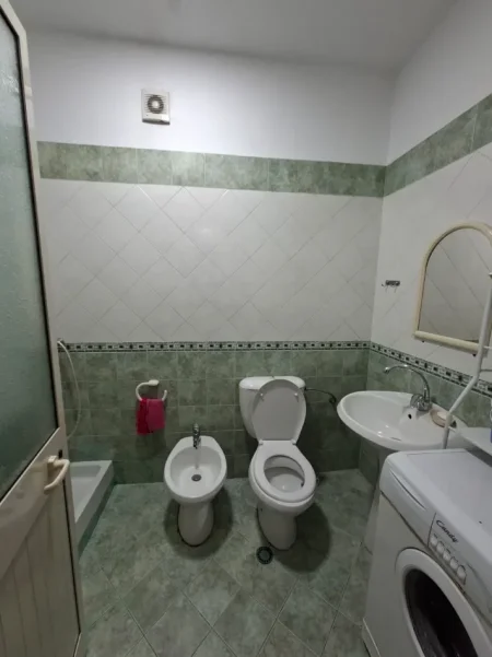 🏠 Me Qera: Apt. 3+1+2wc (📍Stc. Trenit / Harry Fultz)🔥 Super vendndodhje || Hera e parë me qera ✨️ 72,000 Lekë/ Muaji 💶