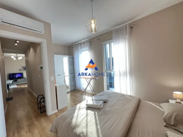 Tirane, jepet me qera apartament 1+1+Ballkon Kati 9, 70 m² 630 € 