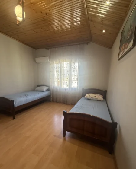 Tirane, jepet me qera apartament 2+1+Ballkon Kati 2, 90 m² 500 € (Zogu i Zi)
