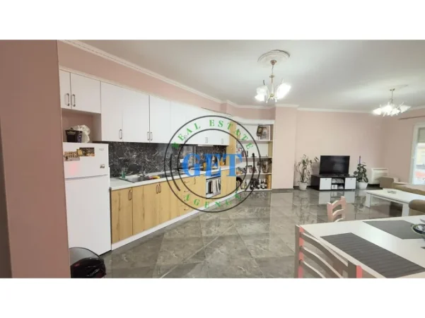 Durres, shitet apartament 2+1 Kati 5, 125 m² 280.000 € (Pranvera)