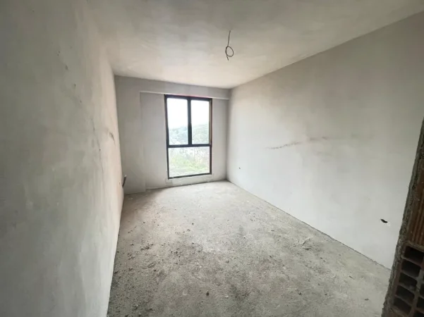 Tirane, shitet apartament 2+1+Ballkon Kati 5, 104 m² 140.000 € (Rezidenca City View , Shkozë)