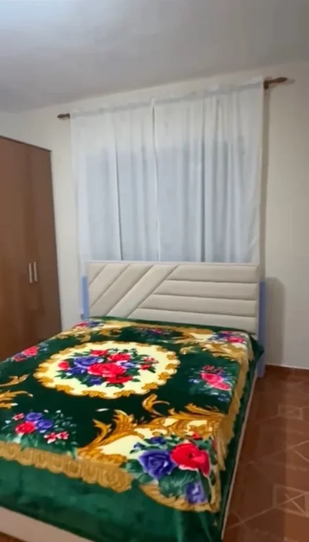 🏡 JEPET APARTAMENT ME QERA NË QYTET STUDENTI 🏡 370 Euro