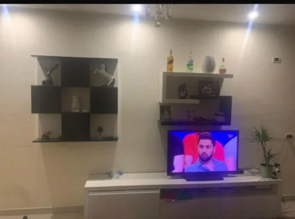 Tirane, jepet me qera apartament 1+1 Kati 5, 76 m² 450 € (Astir)