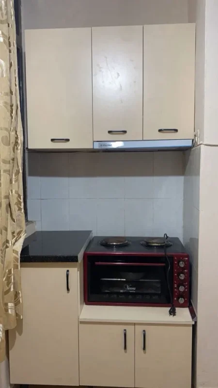 Tirane, jepet me qera apartament 1+1 Kati 3, 60 m² 400 € (Pediatria)