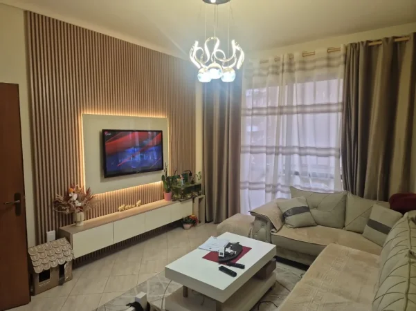 Tirane, shitet apartament 2+1 Kati 3, 92 m² 145.000 € (Astir)
