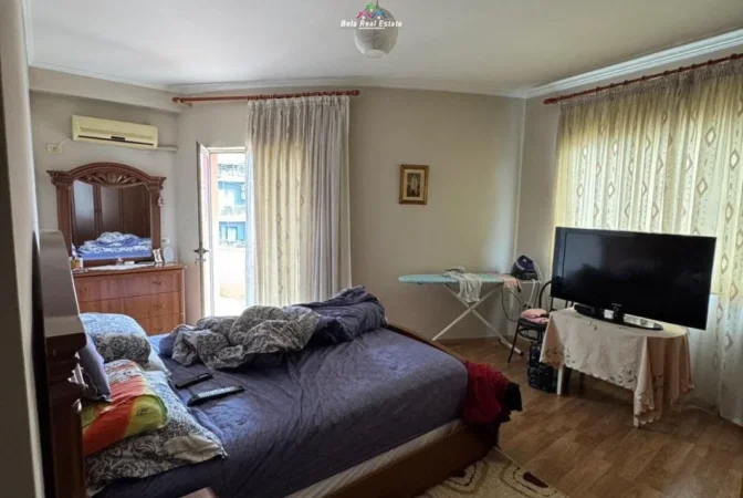 Tirane, shes apartament 3+1 Kati 6, 161 m² 222.000 € (mikel maruli)