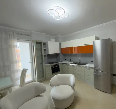 Tirane, jepet me qera apartament 1+1 Kati 3, 66 m² 650 € (21 DHJETORI)