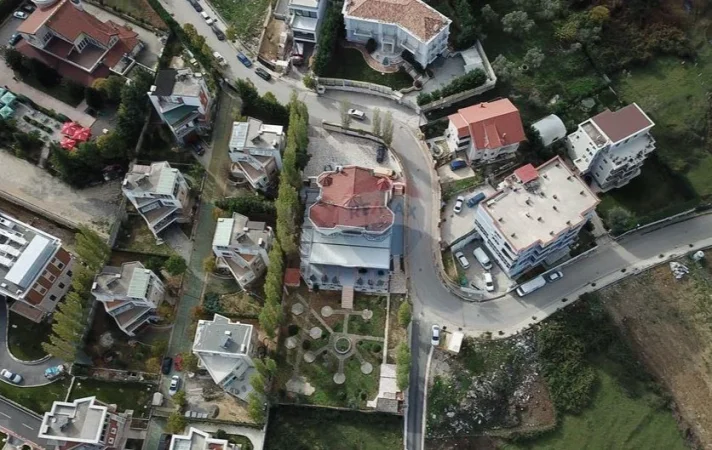 Tirane, shitet hotel , 2.940 m² (teg ID: 530281026-1012)