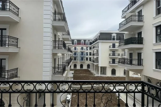 Tirane, shitet 1+1 , 85 m² 136.000 € (Teg)