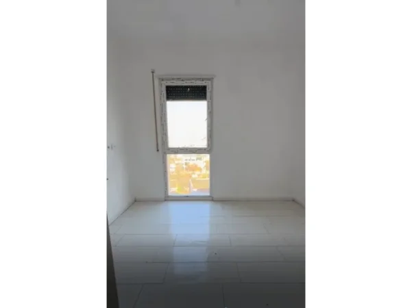 Tirane, shitet apartament 2+1+Ballkon Kati 7, 122 m² 