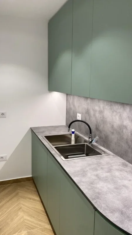 Tirane, shes apartament 3+1 Kati 1, 130 m² 325.000 € (oasis residenc)