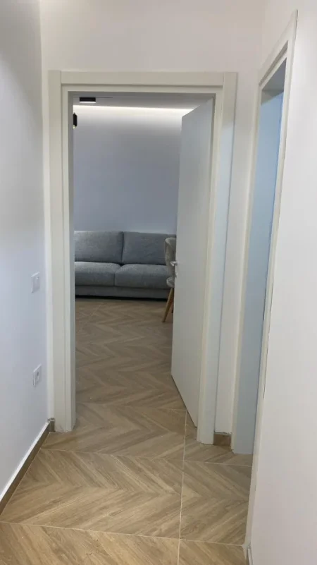 Tirane, shes apartament 3+1 Kati 1, 130 m² 325.000 € (oasis residenc)