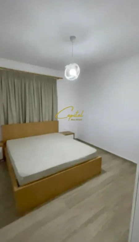 Tirane, jepet me qera apartament 1+1 Kati 1, 50 m² 500 € (ISH PARKU)