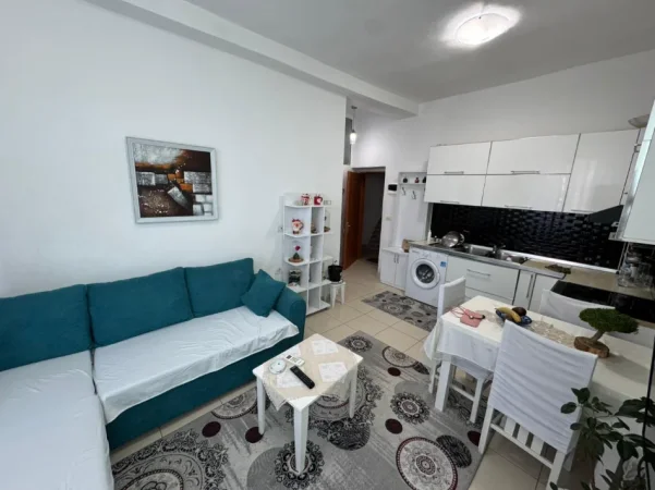 Tirane, jepet me qera apartament 1+1 Kati 5, (pallatet agimi)