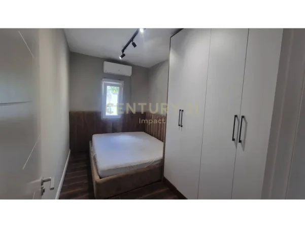 Tirane, shitet shtepi 1+1 Kati 0, 110 m² 175.000 € (don bosko)